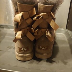 Uggs with bow